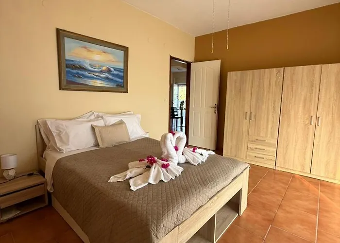 Sunset By The Sea Дом отдыха